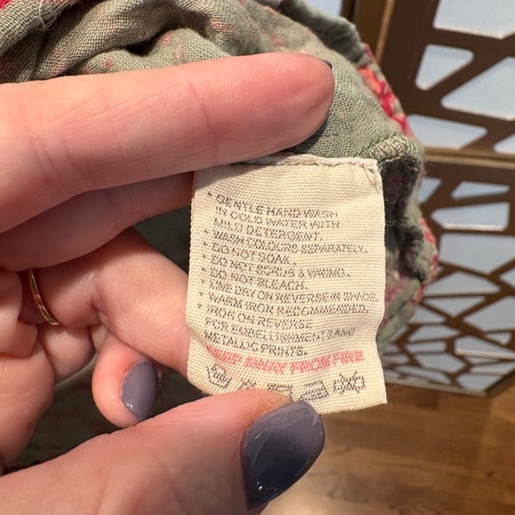 Fabindia Women's Floral Blouse - Red and Green - Picture 5 of 7